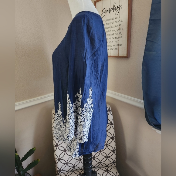 Forgotten Grace Embroidered Button Cotton Top. Size XL - Picture 4 of 6